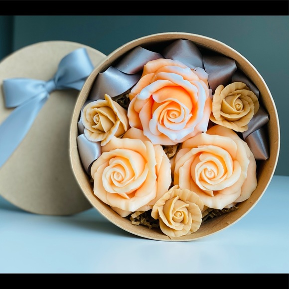 Soap Flowers - Picture 1 of 7